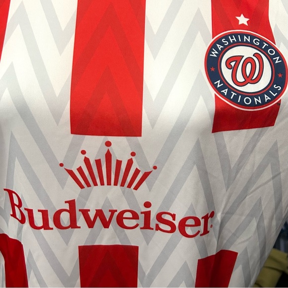 NEW MLB Washington Nationals Soccer Jersey Tshirt Giveaway Shirt - Size Large - Picture 5 of 7